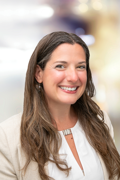 Portrait of Nicole Schreibstein Abbott, REALTOR® | NRLUX.